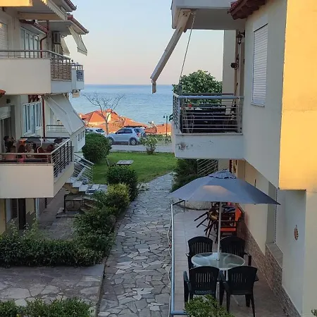 Sea Soon Sea View House * Vergia